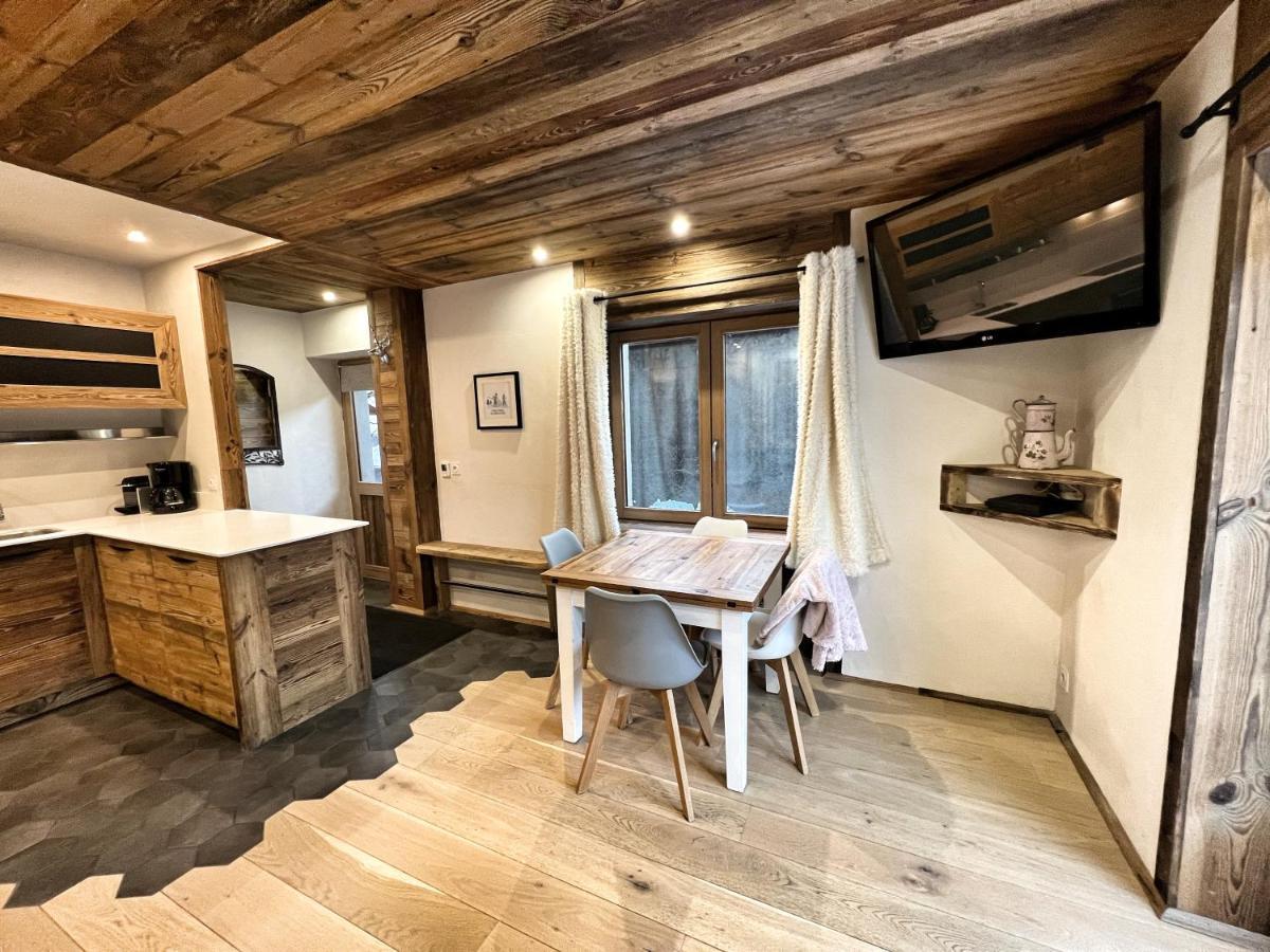Apartamento Chez Marion Notre-Dame-de-Bellecombe Exterior foto